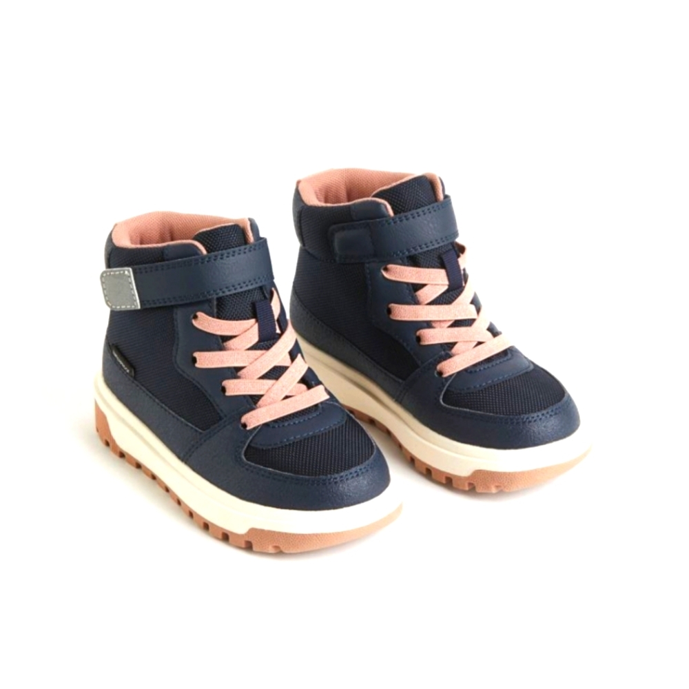 NWT H&M Waterproof High Tops Boots Kids size 13.5